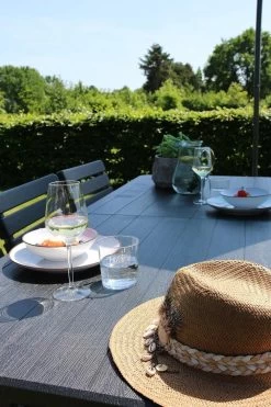 ERRO Vouwtafel - Houtlook - 180x74cm - Zwart -Outdoor Camping Shop 800x1200